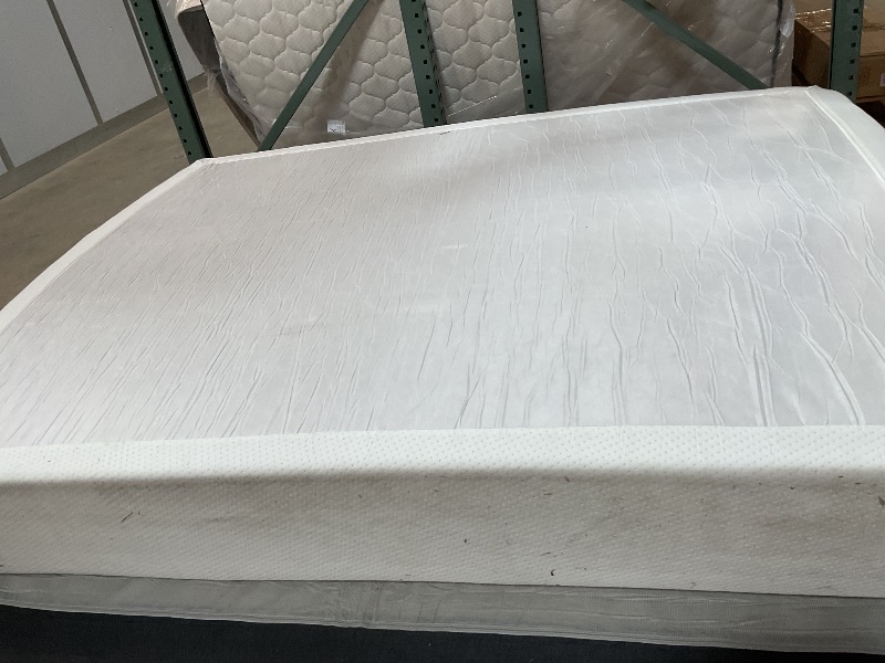 Photo 1 of **DIRTY FROM TRANSPORT ** ZINUS 12 Inch Green Tea Memory Foam Mattress [New Version], Fiberglass free, Medium Firm Feel, Zoned Pressure Relief, Certified Safe Foams & Fabric, Bed Queen