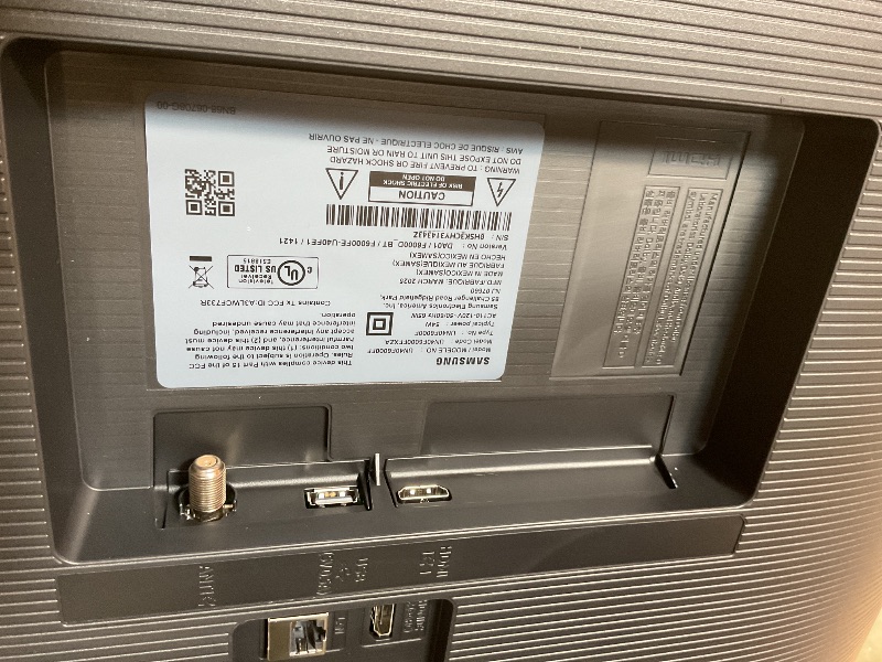 Photo 1 of **CHIP IN SCREEN**Samsung 40-Inch Class Full HD F6000 Smart TV (2025 Model) HDR, Object Tracking Sound Lite, Knox Security, One UI Tizen, Smart TV