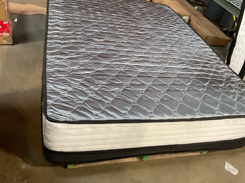 Photo 1 of **DIRTY FROM TRANSPORT **LETMOON Queen Size Mattresses, 14 Inch Hybrid Queen Mattress , Medium Firm, Memory Foam and Pocket Springs, (Upgrade) Strong Edge Support, Pressure Relief