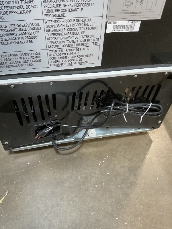 Photo 1 of **COSMETIC DAMAGE/ STILL FUNCTIONAL **Commercial Merchandiser Refrigerators, Beverage Display Fridge, 24 Inch Drink Fridge, Beverage Refrigerator Cooler with Lightbox, Drink Refrigerator Glass Single Door, Shop Restaurant Fan Cooling