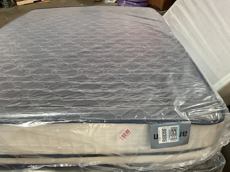Photo 1 of **DIRTY FROM TRANSPORT **SUAYEA Queen Mattress, 12 Inch Queen Size Mattress , Pocket Spring and Soft Foam, Ultimate Motion Isolation, Strong Edge Support, Medium Firm