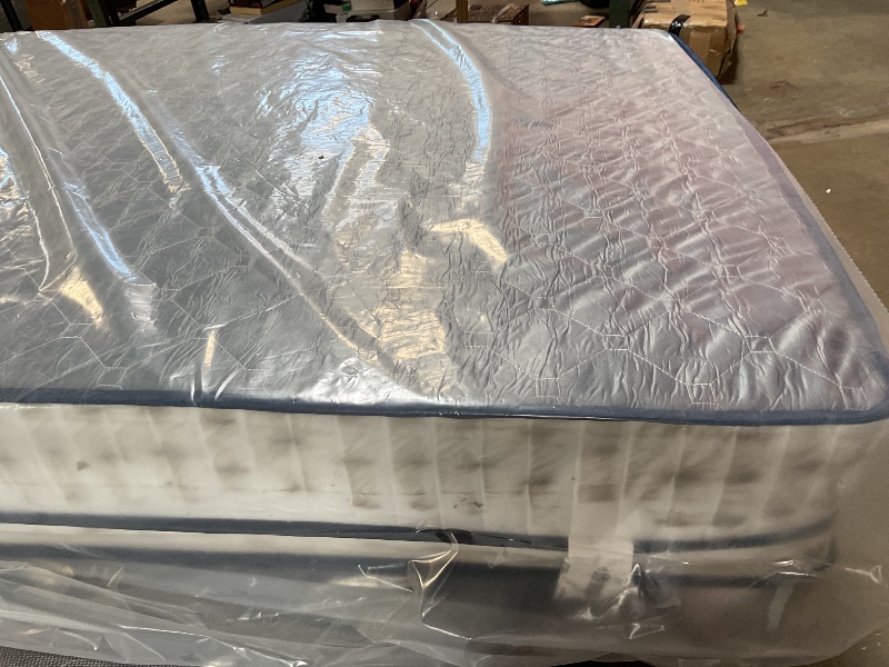Photo 1 of **DIRTY FROM TRANSPORT **SUAYEA Queen Mattress, 12 Inch Queen Size Mattress , Pocket Spring and Soft Foam, Ultimate Motion Isolation, Strong Edge Support, Medium Firm