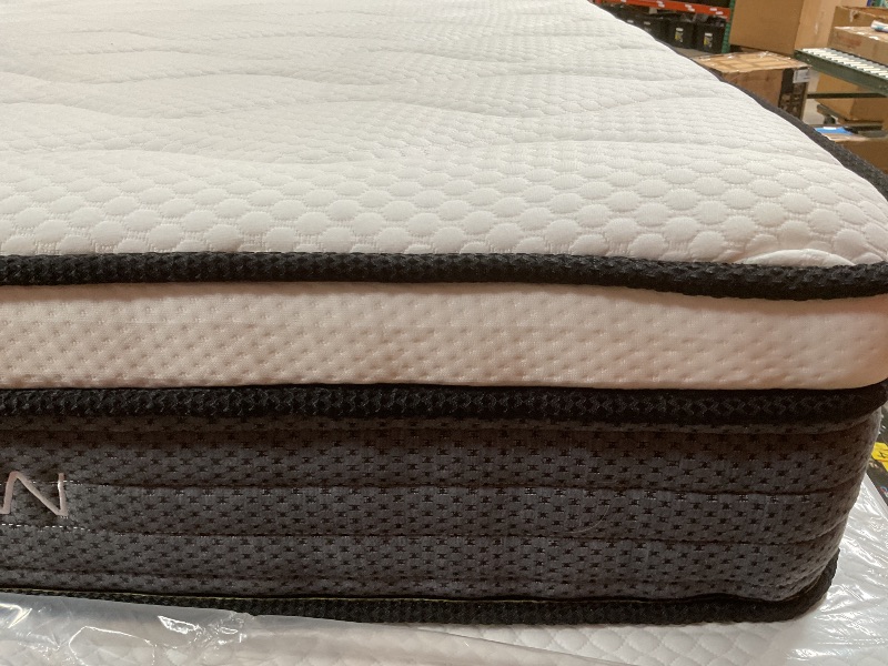 Photo 1 of **DIRTY FROM TRANSPORT **Review Full Mattresses, 10 Inch Full Size Mattress.  Memory Foam Hybrid Mattress with Individual Pocket Spring Coils for Motion Isolation & Silent Sleep, Pressure Relief, Plush Firmness