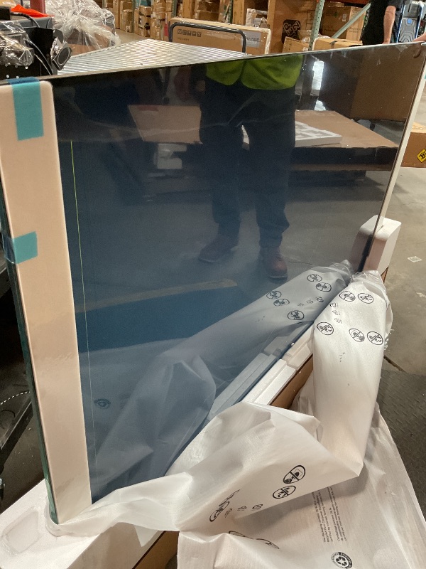 Photo 1 of **DAMAGED SCREEN SELLING FOR PARTS**LG 75-Inch Class UHD AI 4K UA77 Series Smart TV w/AI Sound Pro, HDR10, 4K Super Upscaling, Filmmaker Mode, Wow Orchestra, Compatible with Alexa (75UA7700PUA, 2025)