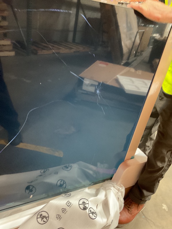 Photo 1 of **DAMAGED SCREEN SELLING FOR PARTS**LG 75-Inch Class UHD AI 4K UA77 Series Smart TV w/AI Sound Pro, HDR10, 4K Super Upscaling, Filmmaker Mode, Wow Orchestra, Compatible with Alexa (75UA7700PUA, 2025)