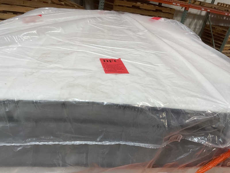 Photo 1 of **DIRTY FROM TRANSPORT **Ayeawo Firm Queen Mattress-12 Inch Hybrid Mattress Queen Size  with Gel Memory Foam and Individual Pocket Springs,Motion Isolation&Pressure Relief& Cooling Feel