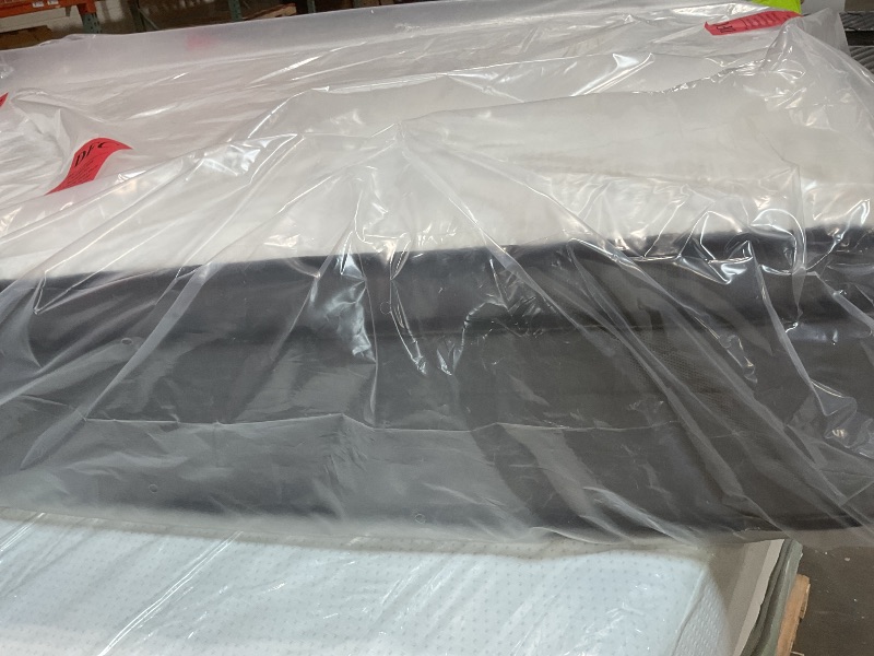 Photo 1 of **DIRTY FROM TRANSPORT **Ayeawo Firm Queen Mattress-12 Inch Hybrid Mattress Queen Size  with Gel Memory Foam and Individual Pocket Springs,Motion Isolation&Pressure Relief& Cooling Feel