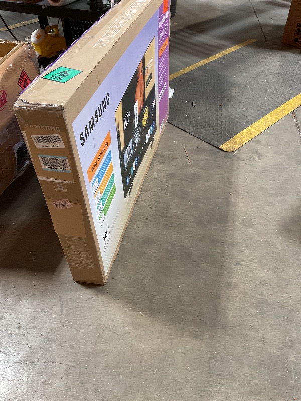 Photo 1 of **SELLING FOR PARTS. MAJOR DAMAGE TO SCREEN. MISSING REMOTE**Samsung 50-Inch Class Crystal UHD U8000F 4K Smart TV (2025 Model) Endless Free Content, Crystal Processor 4K, MetalStream Design, Knox Security, Alexa Built-in