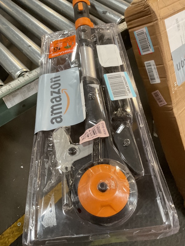 Photo 1 of **MISSING END CAP**Fiskars 7-16 ft. Extendable 2-in-1 Pruner and Pole Saw For Tree Trimming, Tree Trimmer with Chain-Drive for Cutting Branches up to 1.25" Diameter with More Power, Garden Tools