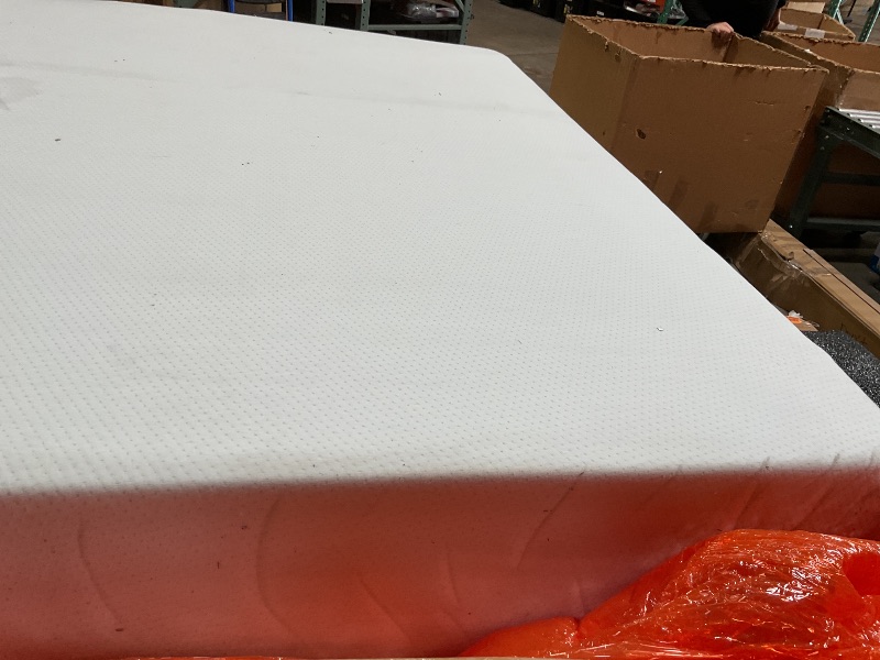 Photo 1 of **DIRTY FROM TRANSPORT **Green tea, queen mattress