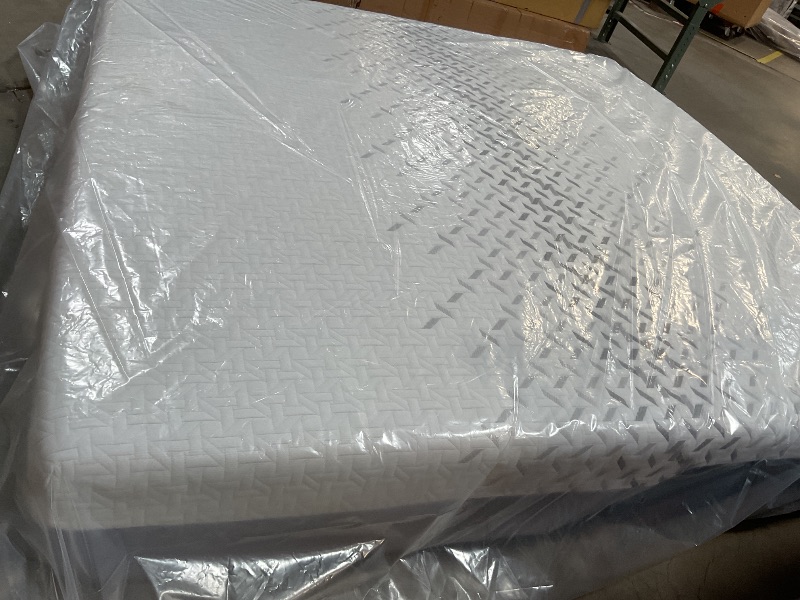 Photo 1 of **DIRTY FROM TRANSPORT **nectar 5.0 premiere 13 inch foam mattress king