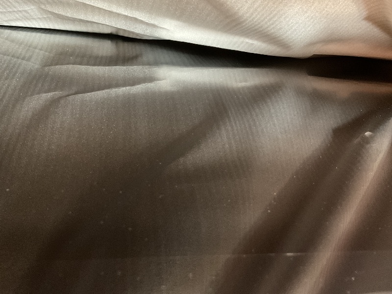 Photo 1 of **DAMAGE TO SCREEN. SELLING FOR PARTS*(Samsung 75-Inch Class QLED Q7F Series Samsung Vision AI Smart TV (2025 Model, 75Q7F) Quantum HDR, Object Tracking Sound Lite, Q4 AI Gen1 Processor, 4K upscaling, Gaming Hub, Alexa Built-in