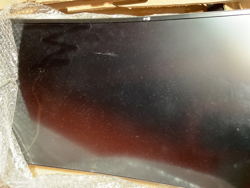 Photo 1 of ****CRACKED SCREEN PARTS ONLY**** LG UltraGear QHD 34-Inch Curved Gaming Monitor 34GP83A-B, Nano IPS 1ms (GtG) with VESA DisplayHDR 400, NVIDIA G-SYNC, and AMD FreeSync Premium, 144Hz, Black