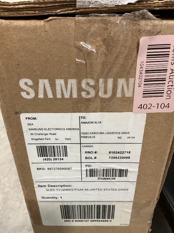Photo 1 of ****DAMAGED/ BROKEN TELEVISION PARTS ONLY**** Samsung 65-Inch Class QLED Q7F Series Samsung Vision AI Smart TV (2025 Model, 65Q7F) Quantum HDR, Object Tracking Sound Lite, Q4 AI Gen1 Processor, 4K upscaling, Gaming Hub, Alexa Built-in