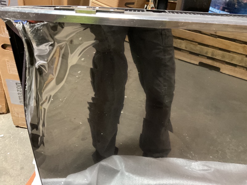 Photo 1 of ****BROKEN DAMAGED TELEVISION PARTS ONLY**** Samsung 65-Inch Class Crystal UHD U8000F 4K Smart TV (2025 Model) Endless Free Content, Crystal Processor 4K, MetalStream Design, Knox Security, Alexa Built-in