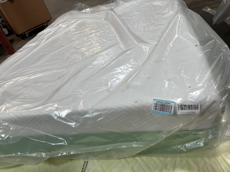 Photo 1 of **dirty*Novilla Mattress Queen Size,12 Inch Gel Memory Foam Mattress in a bag for Cool Night & Motion Isolation,Medium Firm Feel Bed Mattress,Bliss
