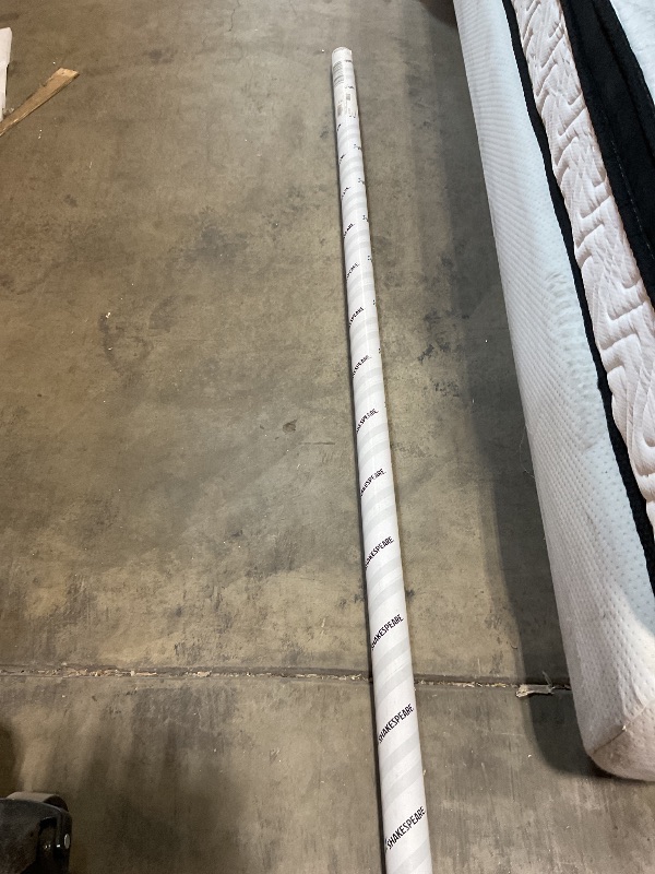 Photo 1 of Shakespeare 5101 8' Classic VHF Antenna