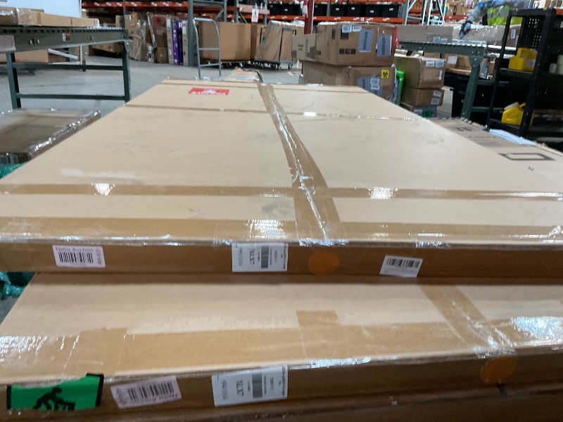 Photo 1 of LFT HUIMEI2Y Full Length Mirror