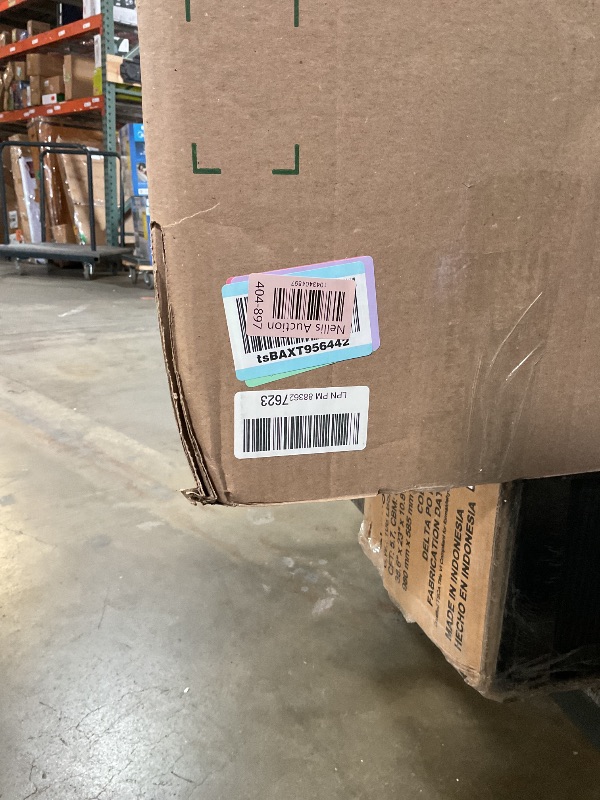Photo 1 of 58 x 40 1/2“ movers box