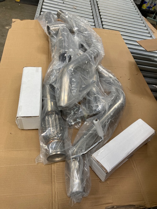 Photo 1 of ?DNA MOTORING CBE-UR-018 3.5 Inches Cat-Back Exhaust System Compatible with 14-18 Silverado Sierra 1500 4.3L 5.3L Extended & Crew Cab