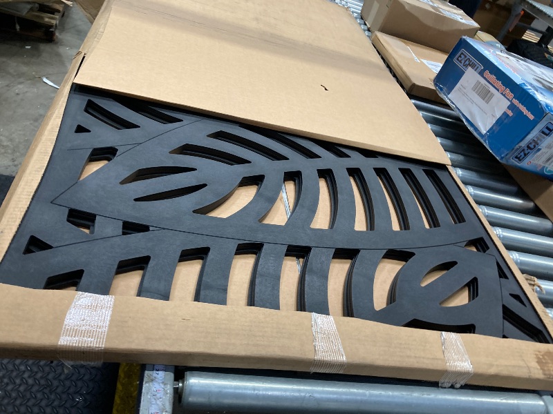 Photo 1 of 3'x6' Sanibel Decorative Screen, Black