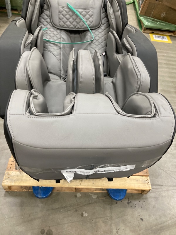 Photo 1 of **the chair does not work****MERITLIFE 4D Massage Chairs Full Body Recliner, High Technology Zero Gravity Shiatsu SL Track with Stretching Function, Auto Body Detection, Bluetooth Heat Foot Roller,Thai Massage Techniques
