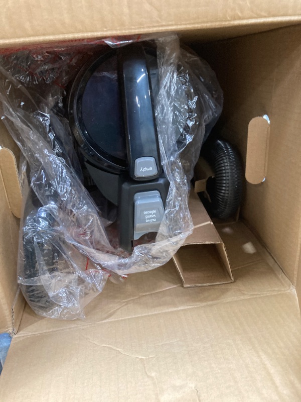 Photo 1 of BISSELL 3676U Clean View Rewind Pet Upright Vacuum