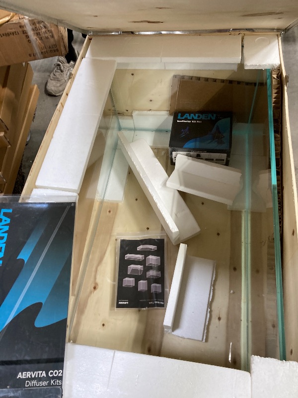 Photo 1 of **leaks***LANEDN 90S 39 Gallon Shallow Tank Rimless Low Iron Tank 35.4" L × 19.7" W × 14.2" H (90cm x 50cm x 36cm); 10mm Thickness Aquascape Fish Tank, Black Leveling Mat Included