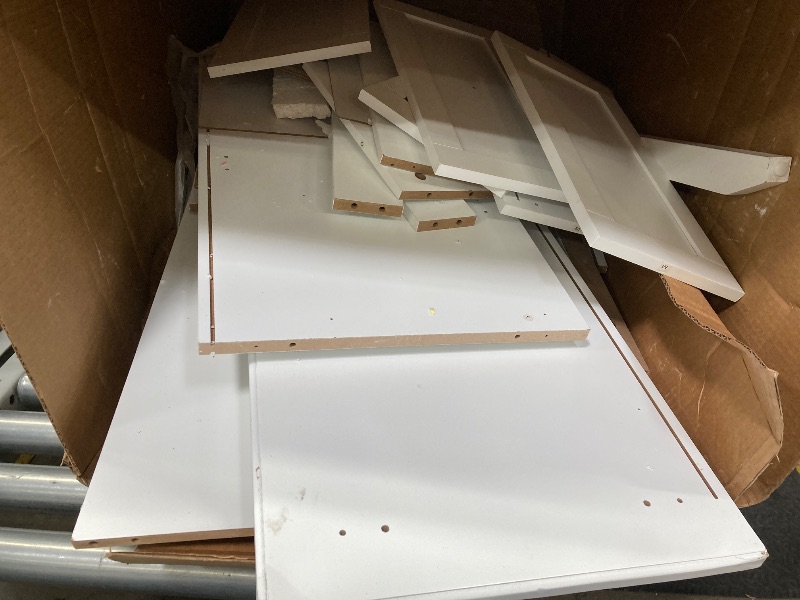 Photo 1 of ***PARTS ONLY***
IDEALHOUSE White Dresser