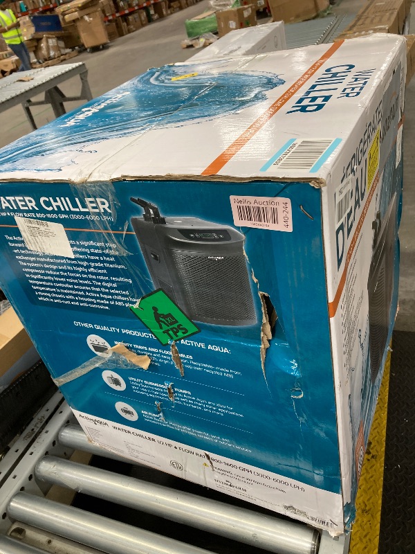Photo 1 of Active Aqua AACH50HP Water Chiller for Aquarium, Hydroponics, Bathtub – 0.5 HP, Fast Cooling, 90-172 Gallons, Titanium Evaporator – Fittings Included