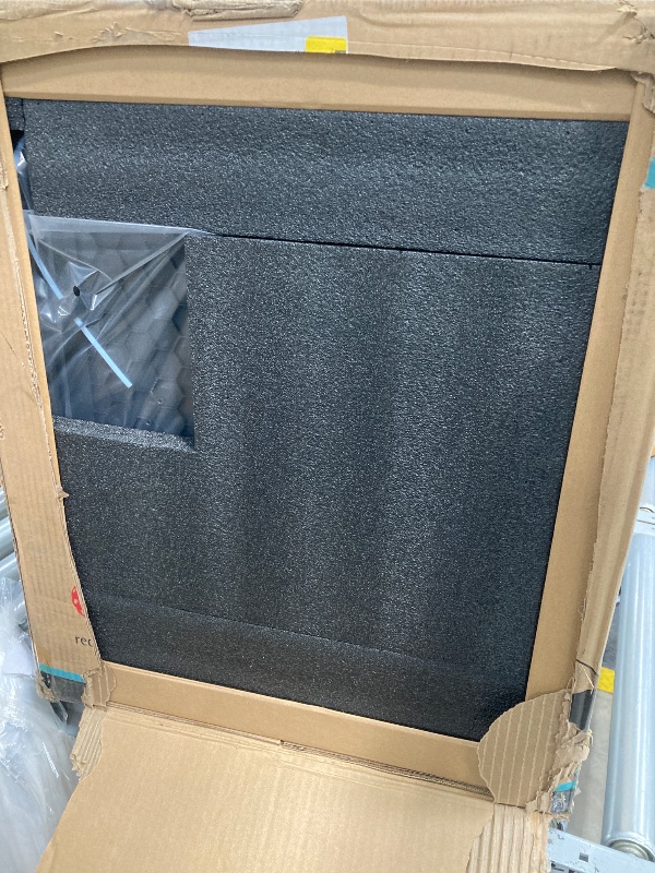 Photo 1 of *FOR PARTS ONLY*

Creality K1 Max 3D Printer Smart AI Monitoring 600mm/s High-Speed Printing XY Design Auto Leveling Large Build Volume 11.81x11.81x11.81in Dual-Gear Extruder for Precise and Efficient Printing