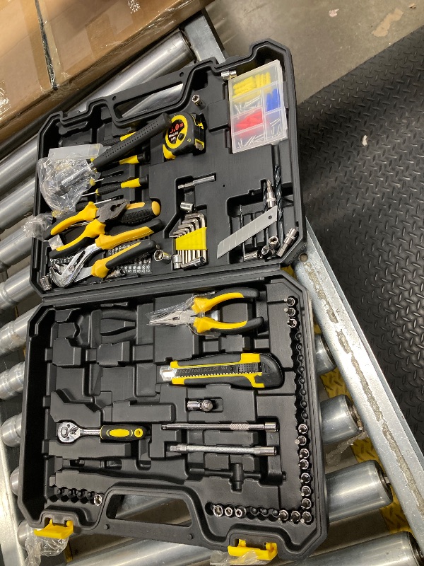 Photo 1 of 171 Piece Socket Wrench Auto Repair Tool Combination Package 1/4" Ratchet Wrench, Household Tool Set General Mechanic Tool Kit and Socket Set, Mixed Tool Set Hand Tool Kit with Toolbox Storage Case