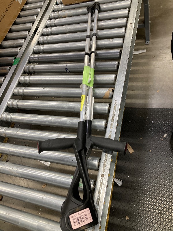 Photo 1 of 
GAESCA Lightweight Adjustable Forearm Crutches Pair