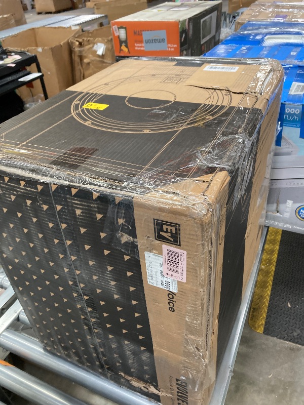 Photo 1 of Electro-Voice Evolve 50 1000W Powered Column Speaker Array System, Black