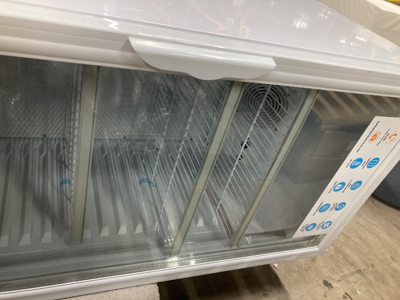 Photo 1 of Beverage-Air MT12-1W Marketeer Glass Door Merchandiser - White - 9 Cu. Ft.