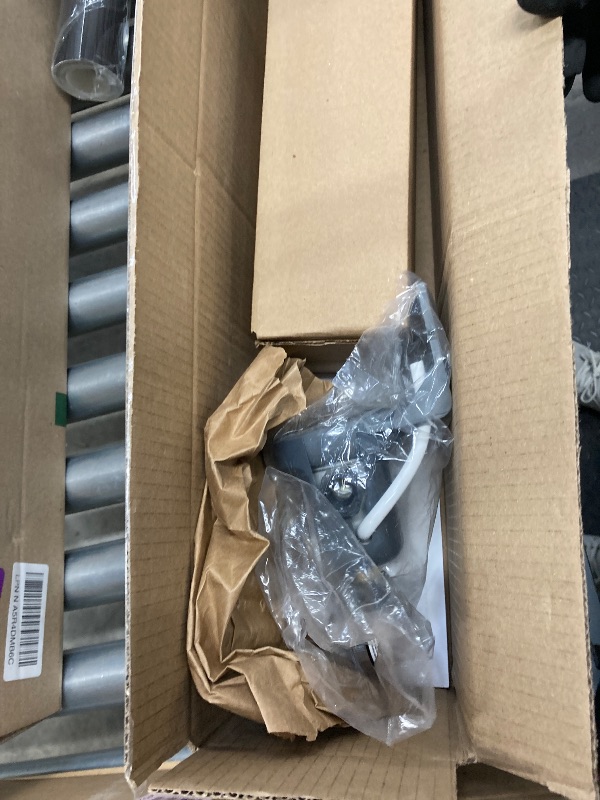 Photo 1 of 3M Water Filtration Products System for Commercial Ice Maker Machines ICE120-S, Reduces Sediment, Microplastics, Chlorine Taste and Odor, Cysts, Inhibits Scale, 1.5 GPM, 9,000 Gallon Capacity