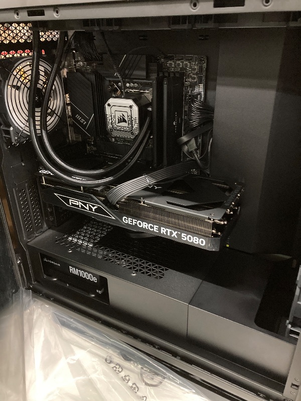 Photo 1 of Corsair Vengeance i8200 Gaming PC – Liquid Cooled Intel® Core™ i9 14900KF CPU – NVIDIA GeForce RTX 5080 GPU – 64GB Dominator Titanium RGB DDR5 Memory – 2TB+2TB M.2 SSD – Black
