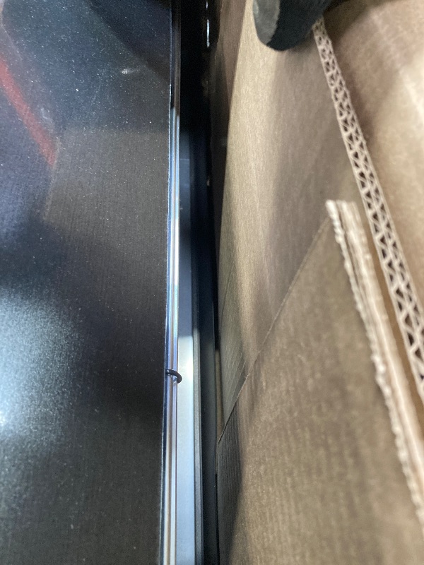 Photo 1 of Gator Recoil Retractable Truck Bed Tonneau Cover | G30378 | Fits 2021 - 2025 Ford F-150 (Incl. Raptor/Lightning) 5' 7" Bed (67.1")