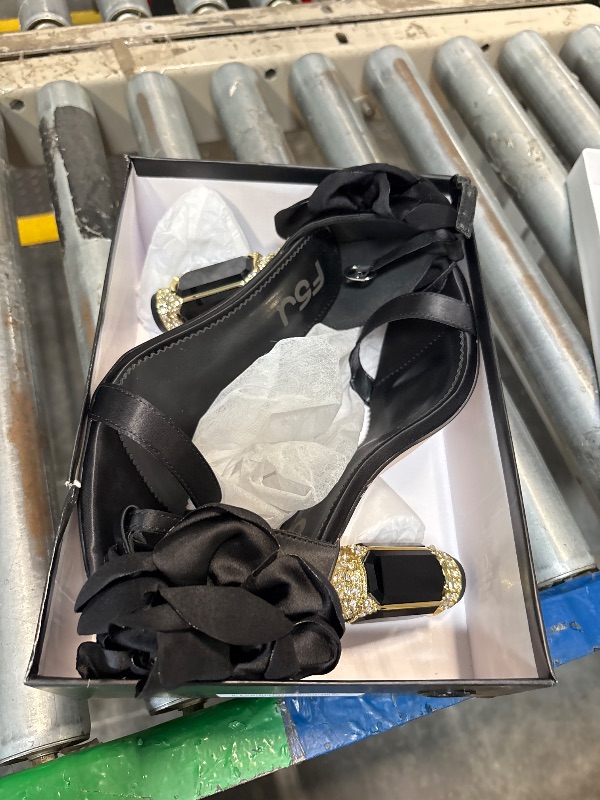 Photo 1 of **extremely lightly used-possible one time wear**
FSJ Women Flower Crystal Chunky Block High Heel Ankle Strap Sandals Open Toe Fashion Dress Evening Party Shoes Size 9 Black Flower