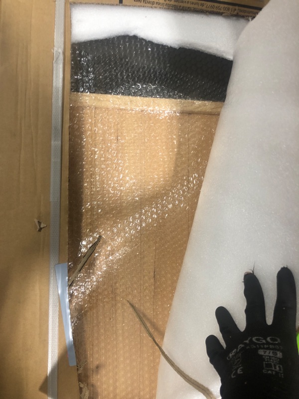 Photo 1 of ** BROKEN AND LOOSE GLASS!! UHAL OR PICK UP TRUCK REQUIRED**
HEATWAVE Radiant Saunas 2-Person Hemlock Infrared Sauna with 6 Carbon Heaters, Chromotherapy Lighting, Oxygen Ionizer