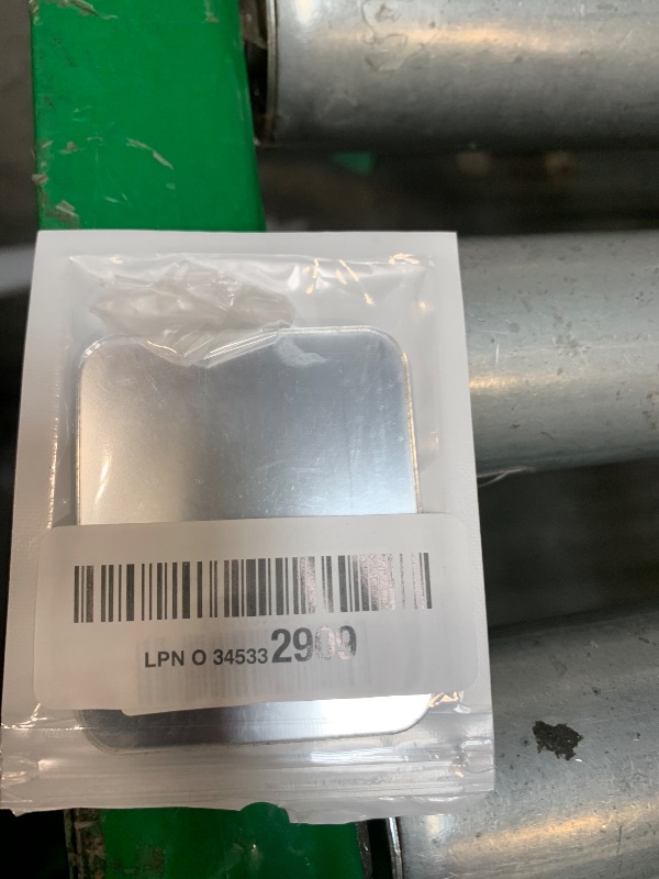Photo 1 of ** ONLY 1 ** Square Mirror Decal for Smartphone?Stick-On Make up Mirror Sticker on Phone Case Back?Rectangle Mirror Phone Charm ?2 Pack ?