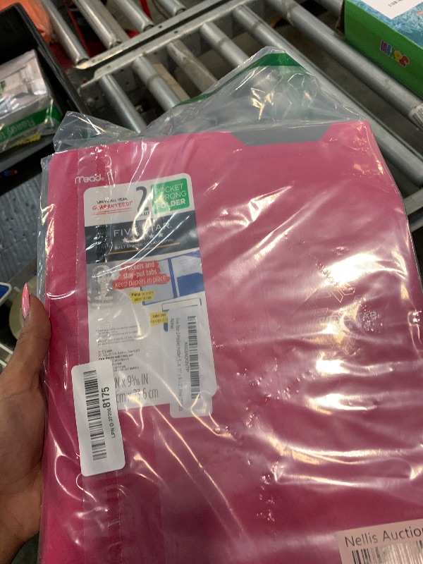 Photo 1 of Five Star 2-Pocket Folder, Stay-Put Folder, Plastic Colored Folders with Pockets & Prong Fasteners for 3-Ring Binders, For Home School Supplies & Home Office, 11” x 8-1/2”, Pink (72105)
***ONLY ONE PIECE***