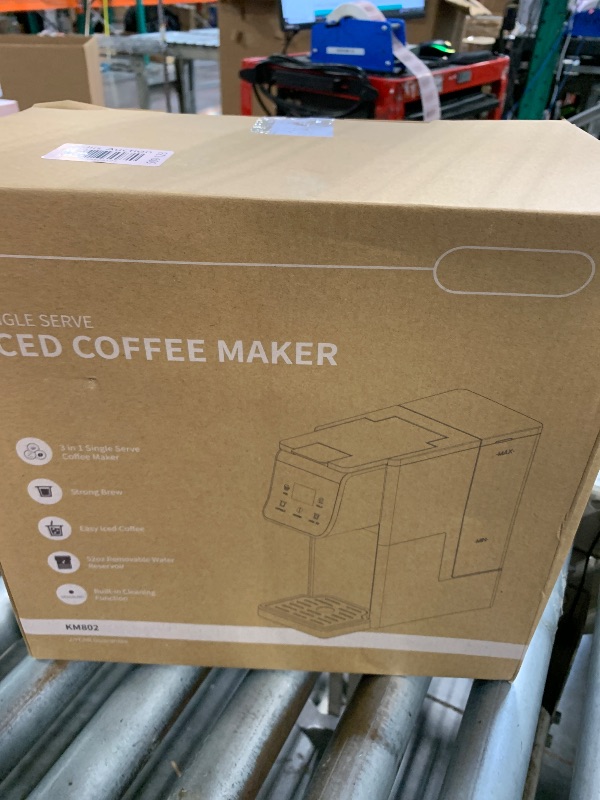 Photo 1 of ***USED***DIRTY***SHARDOR Coffee Maker Hot & Iced With Bold Setting,Single Serve Coffee Maker For K Cup And Grounds?52 Oz Removable Water Tank,6-14 Oz Brew Sizes,One Cup Kcup Coffee Machine With Reusable Filter, White