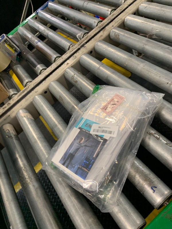 Photo 1 of ****carabiners missing****EMART Heavy Duty Sandbag Photo Studio Weight Bag Saddlebag Design for Photography Light Stand Tripod, Outdoor Patio, Sports, Pop up Tent, Umbrella Base, Camping, Fishing Chair -4 Packs Set(Black)