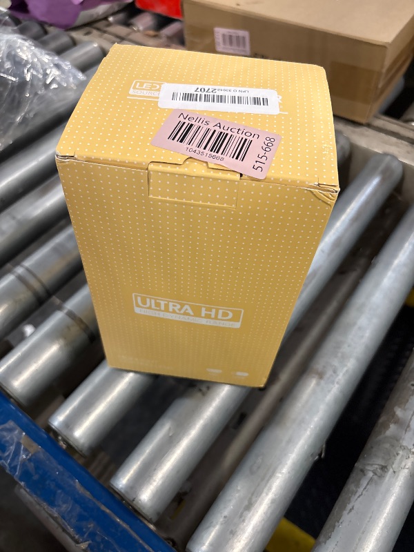 Photo 1 of HY300 Mini Projector , 4K Support Smart Portable Projector Auto Keystone , 180 Degree Rotation, Home Video Projector