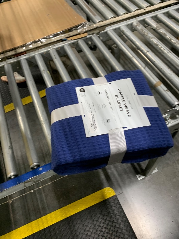 Photo 1 of 100% Cotton Queen Size Blue Waffle Weave Summer Blanket - 90x90in Prewashed Breathable, Woven, Layering Blanket     