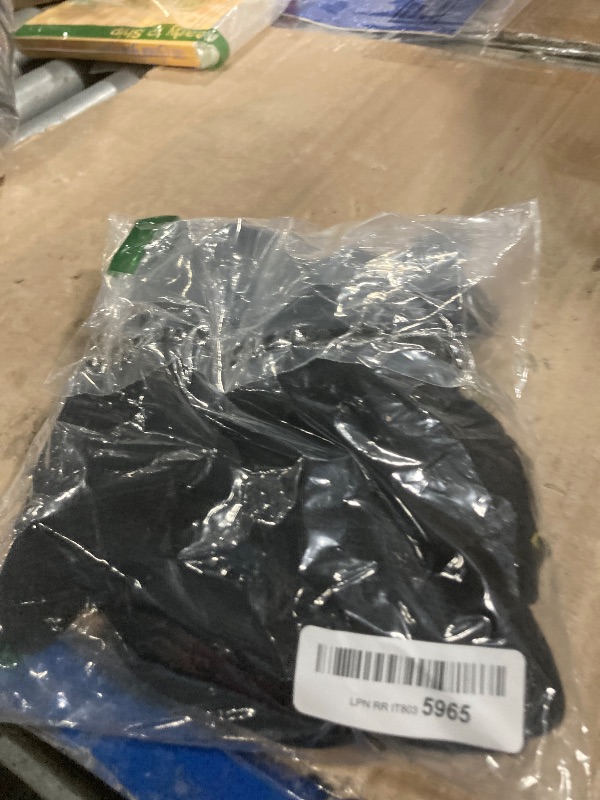 Photo 1 of  *** USED *** GOLDTOE Men's Fluffies Casual Crew Socks, Black (3-Pairs), X-Large