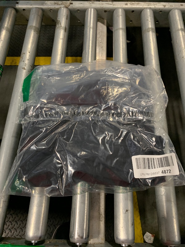 Photo 1 of ODODOS Women's High Rise Yoga Capris with Pockets,Tummy Control Non See Through Workout Athletic Running Capri Leggings, Plus Size, Black,XX-Large