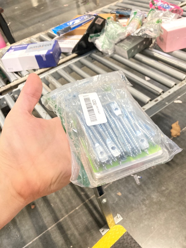 Photo 1 of 100pcs Eye Lag Screws, Eye Lag Hooks Screws with Carbon Steel Screws Concrete Screw Anchor Eyelet Bolts Heavy Duty Cement Wall Anchors Cement Wall Expansion Screws for Garden Indoor