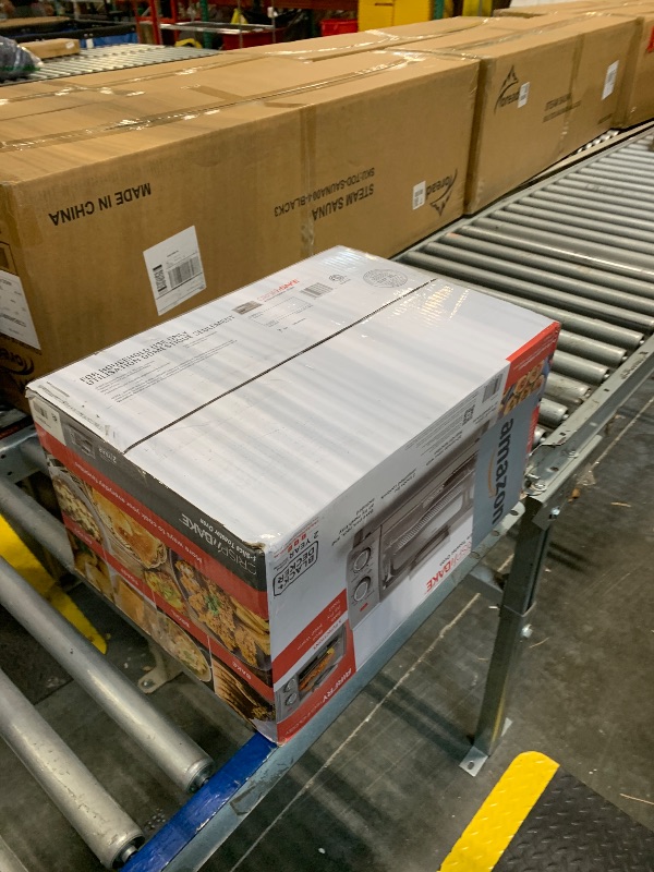 Photo 1 of BLACK+DECKER Crisp 'N Bake Air Fry Countertop Convection Toaster Oven, Medium Capacity, 4-Slice, 5-in-1, Fits 9” Pizza, 30-Min Timer, Bake, Broil, Air Fry, Toast, Keep Warm, Stainless Steel